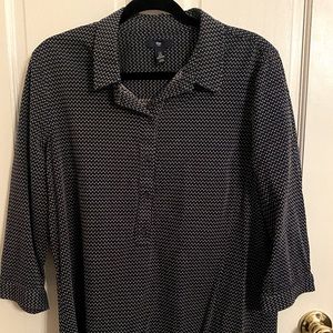 Gap XL navy & white 3/4 button front shirt.